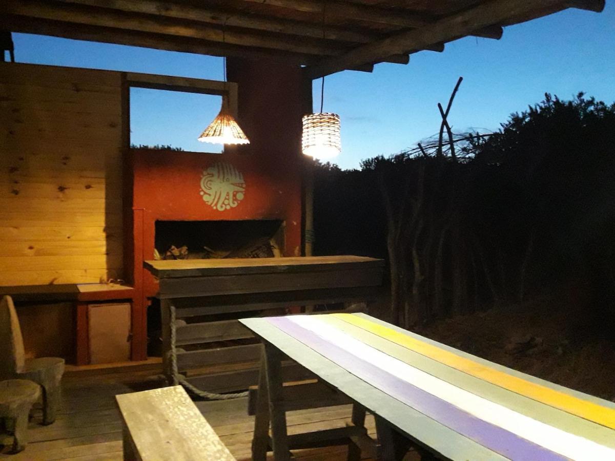 Cabanas Puerto Diablo بونتا ديل ديابلو المظهر الخارجي الصورة